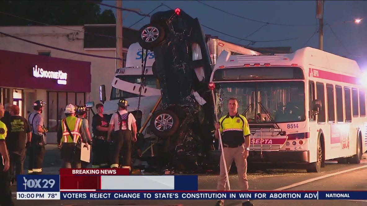 4 hurt in violent crash involving SEPTA bus, tractor trailer in Delaware County: Police